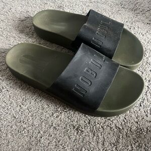Nobull Slides Men’s Size 10